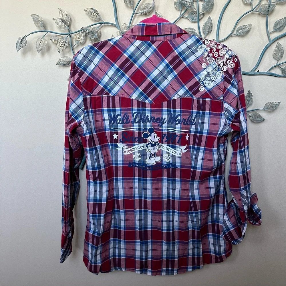 Disney Parks Red White Blue Plaid Long Sleeve Button Down Shirt Sz M EUC - Picture 4 of 6